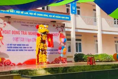 Trường THPT Việt Đức tổ chức Ngày hội Học sinh – Hội Thi “Học sinh Thanh lịch” lần thứ I – năm 2024