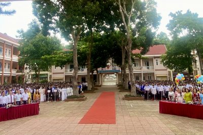 Rộn ràng Lễ Tổng kết và Tri ân, Trưởng thành cho học sinh khối 12 tại Trường THPT Việt Đức năm học 2025-2026